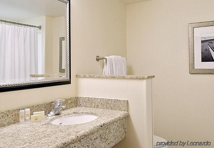 Courtyard Fort Myers At I-75 And Gulf Coast Town Center Estero Pokoj fotografie